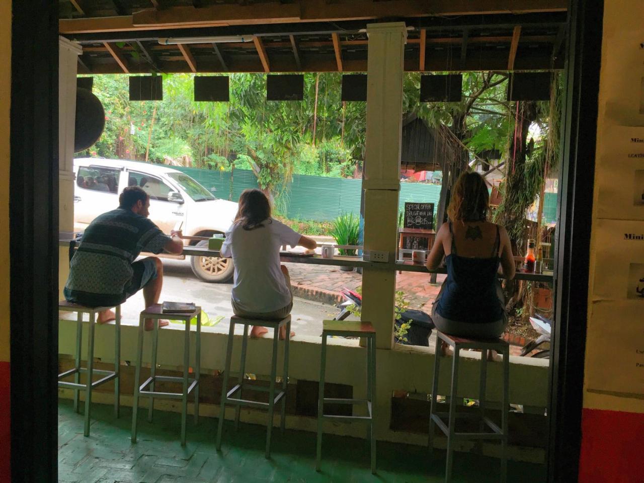 Y Not Laos Hostel Luang Prabang Zewnętrze zdjęcie